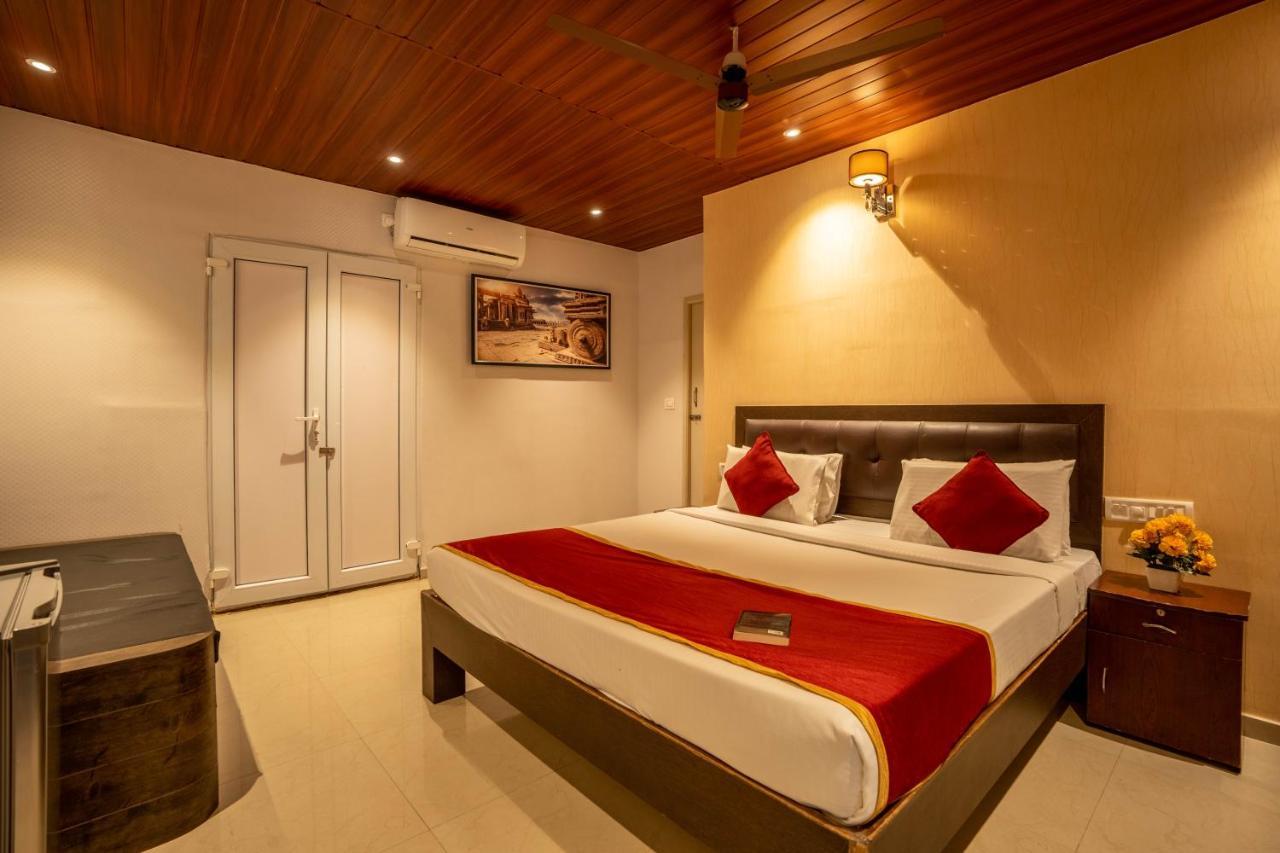 Seasons Suites Бангалор Экстерьер фото